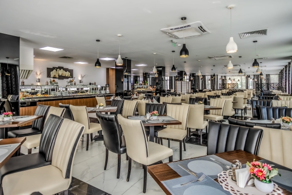 Restaurante și baruri